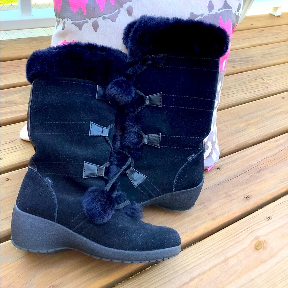 Women’s boots in wider width ❄️🌦️